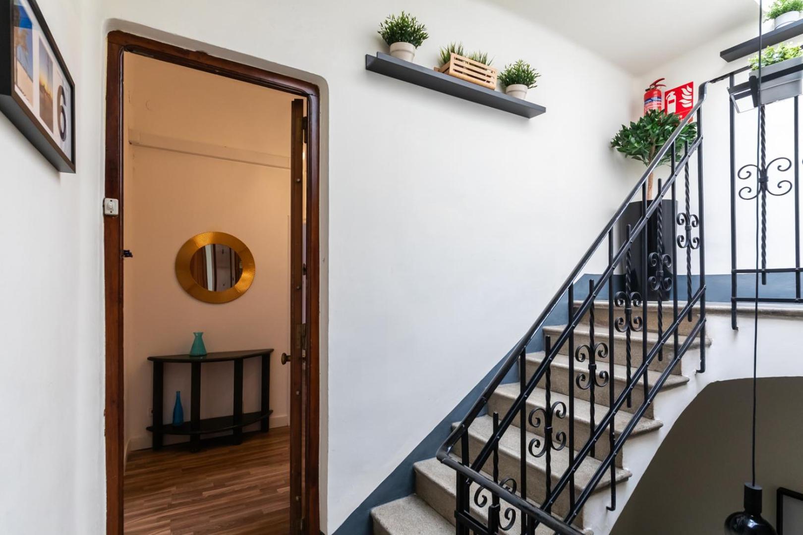Mestalla River Apartment Валенсия Екстериор снимка