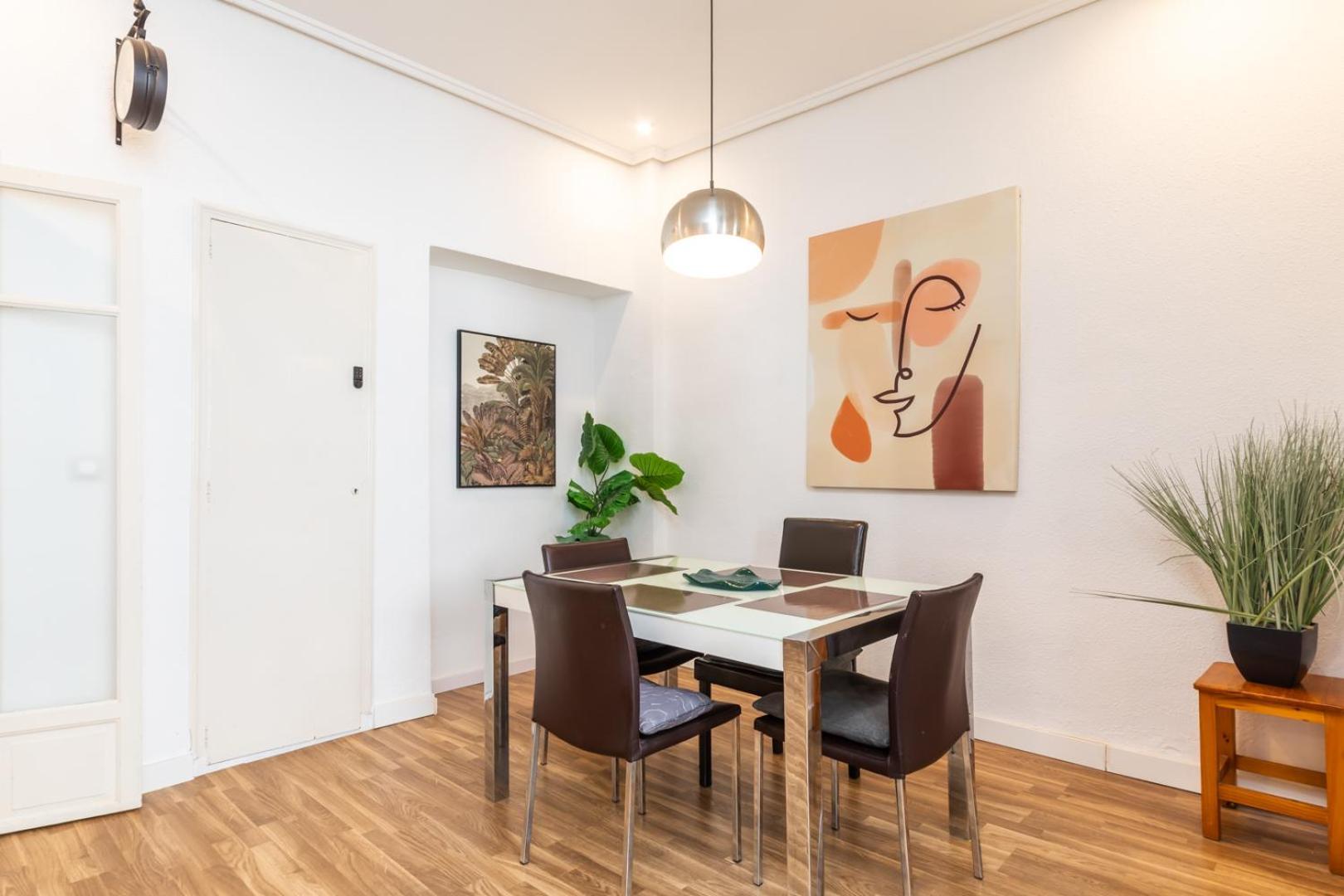 Mestalla River Apartment Валенсия Екстериор снимка